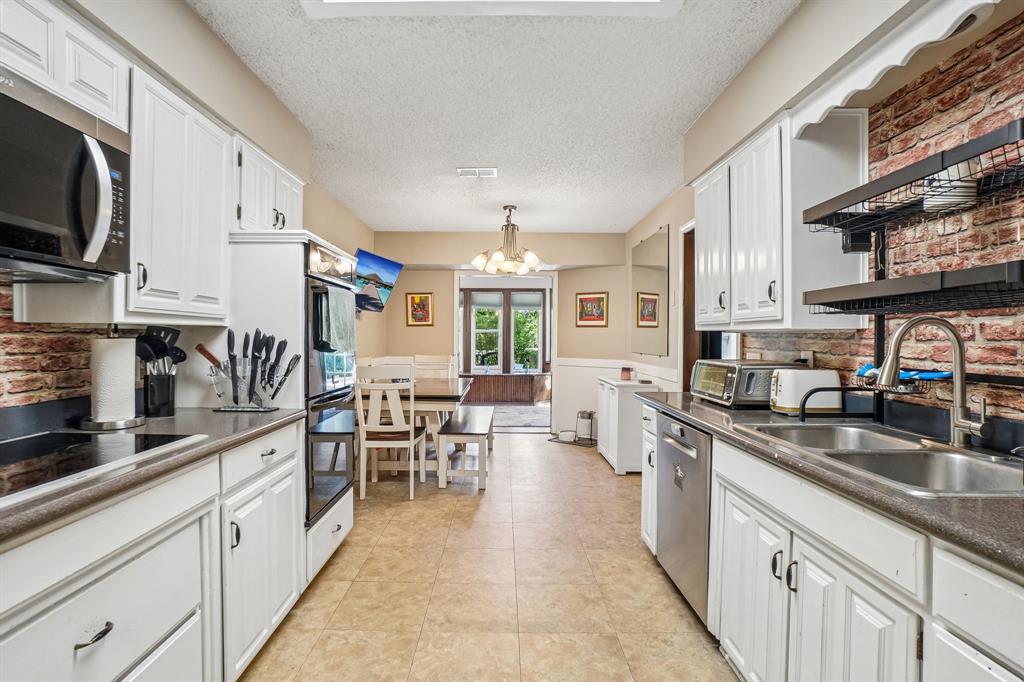 6102 Waterview Drive Property Photo 12