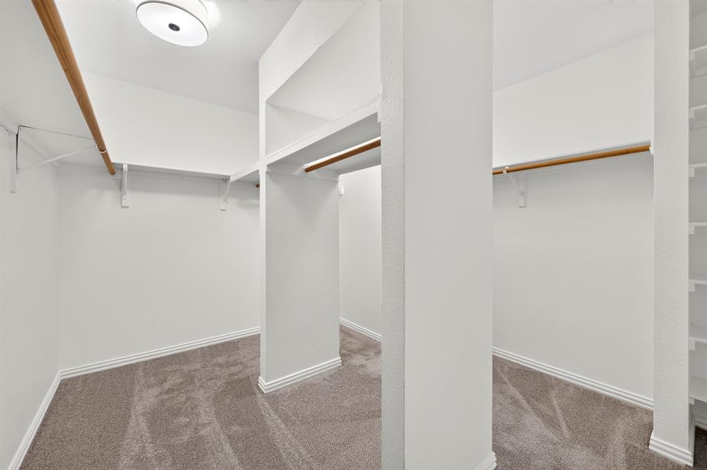 825 Foxwood Lane Property Photo 27
