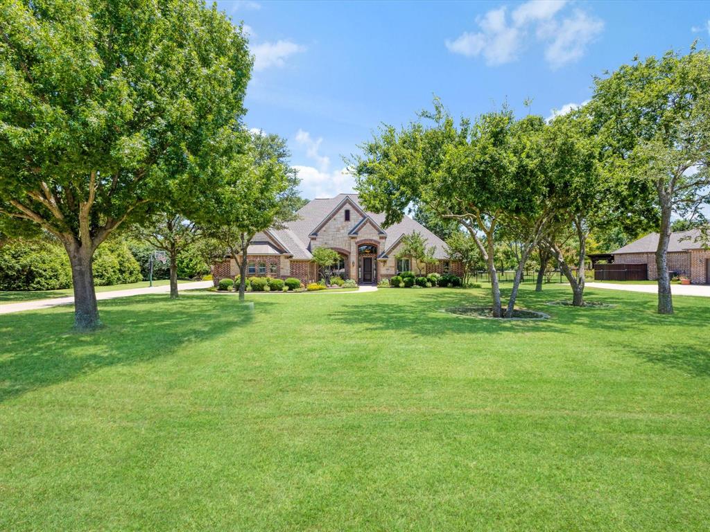 1820 Blue Forest Drive Property Photo 1