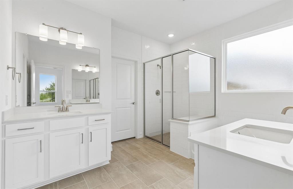 5958 Merian Drive Property Photo 10