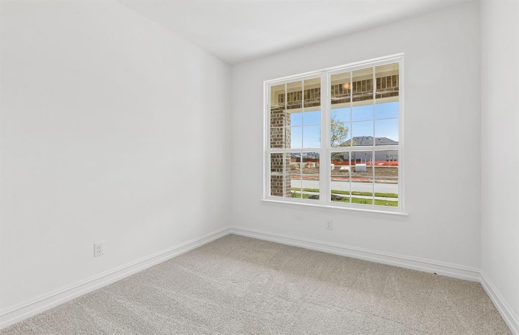 5958 Merian Drive Property Photo 12