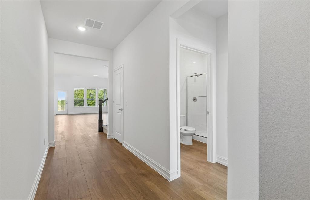 5958 Merian Drive Property Photo 14