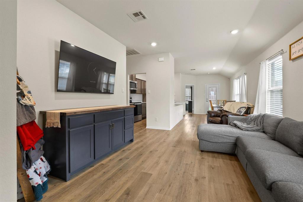 808 Corral Street Property Photo 1