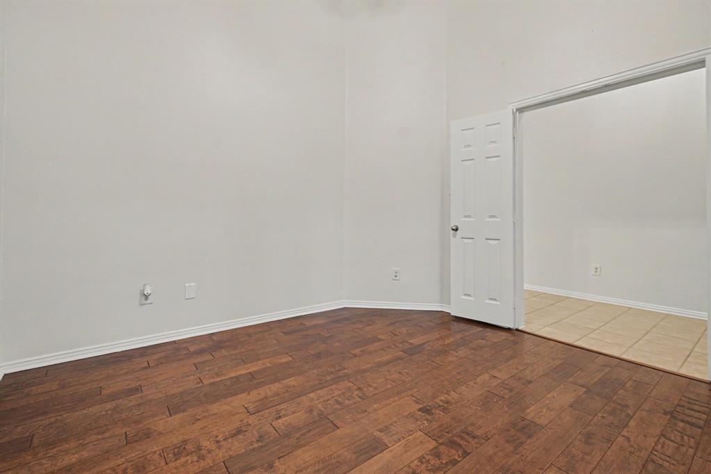 4111 Creek Hill Lane Property Photo 8