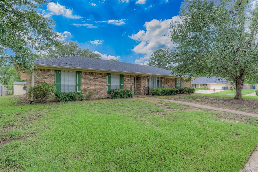 3331 Chaumont Circle Property Photo 1