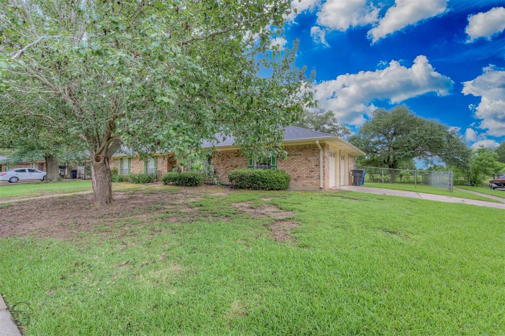 3331 Chaumont Circle Property Photo 3