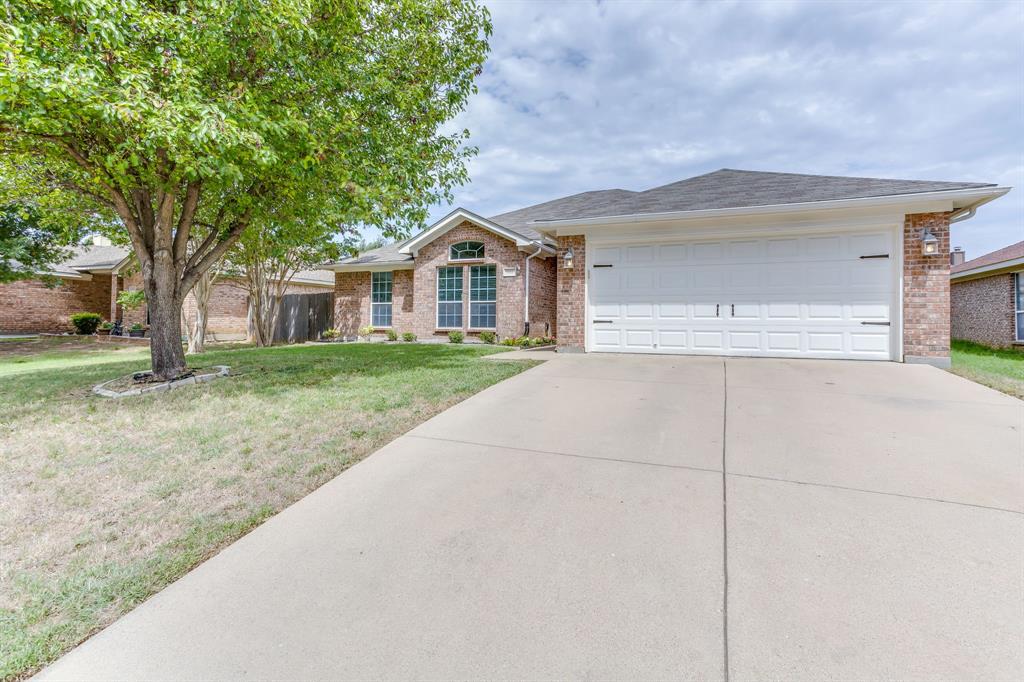 1020 Thistle Meade Circle Property Photo 1