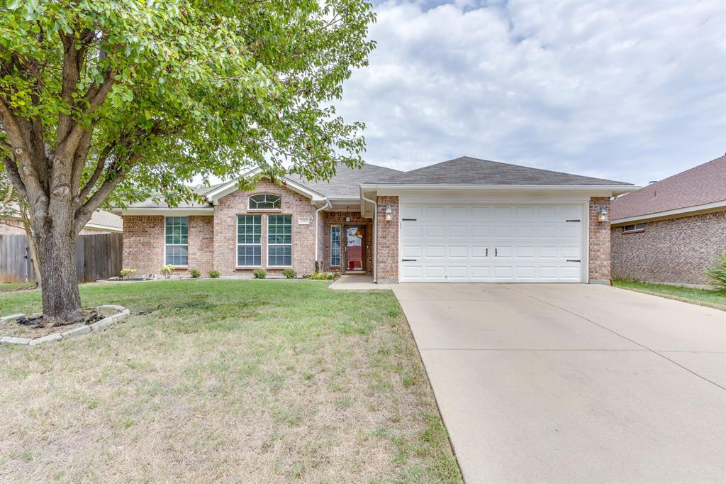 1020 Thistle Meade Circle Property Photo 2
