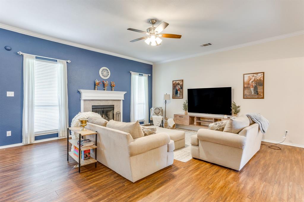 1020 Thistle Meade Circle Property Photo 8