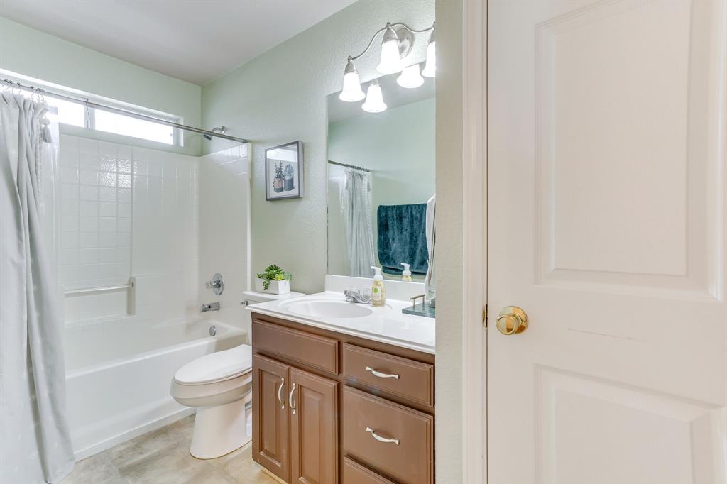 1020 Thistle Meade Circle Property Photo 31