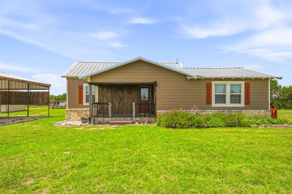 1470 Private Road 701 Property Photo 2