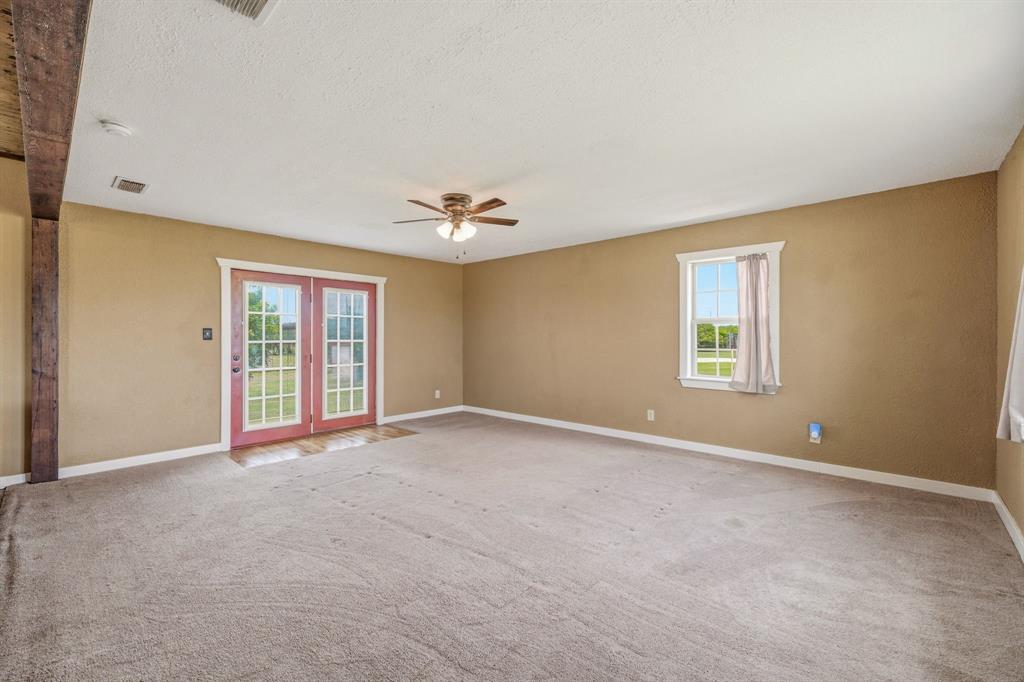 1470 Private Road 701 Property Photo 3
