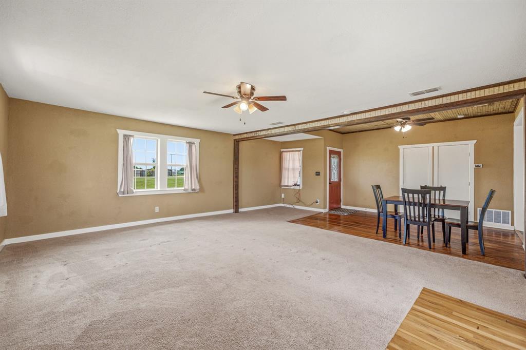 1470 Private Road 701 Property Photo 5