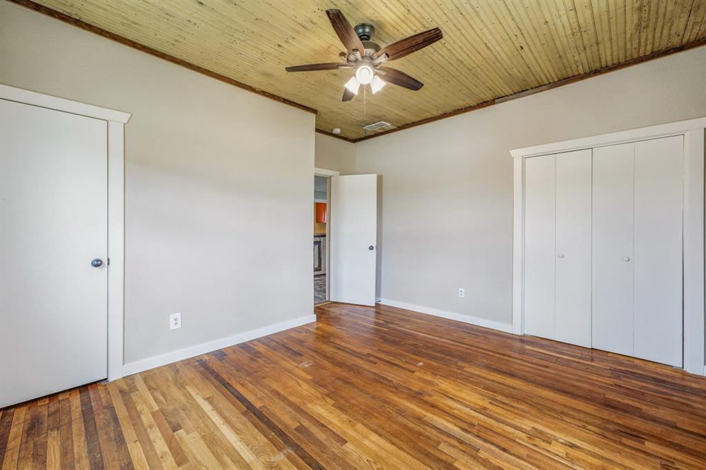 1470 Private Road 701 Property Photo 15