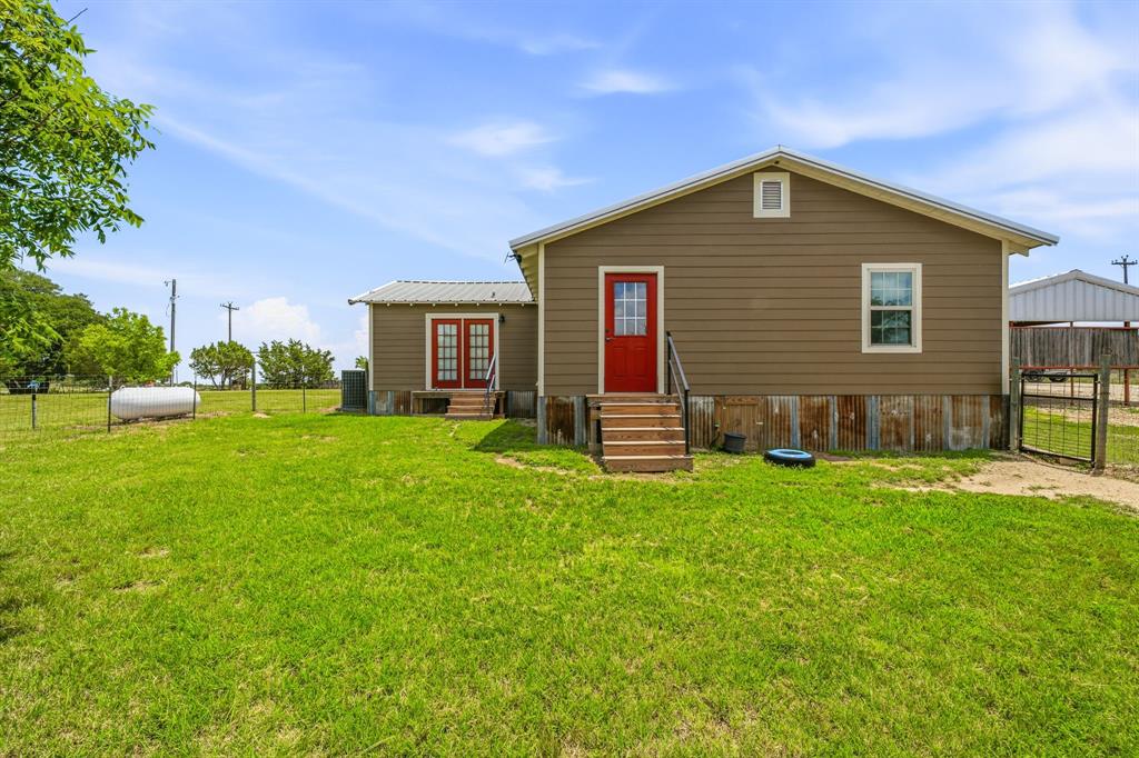 1470 Private Road 701 Property Photo 17