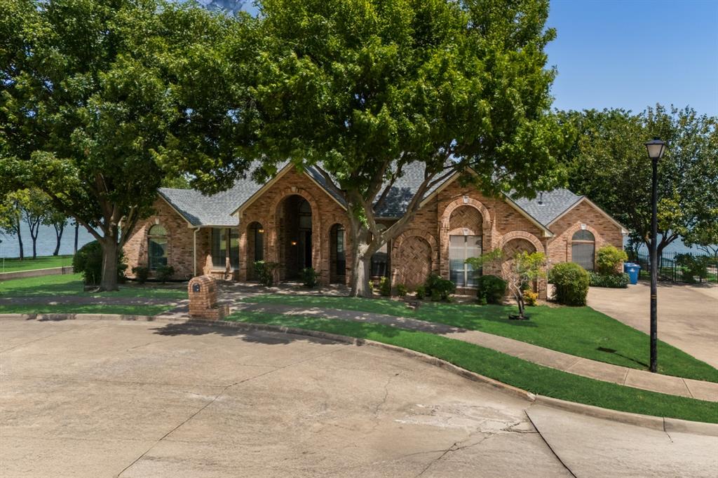 2318 Southbay Circle Property Photo 6