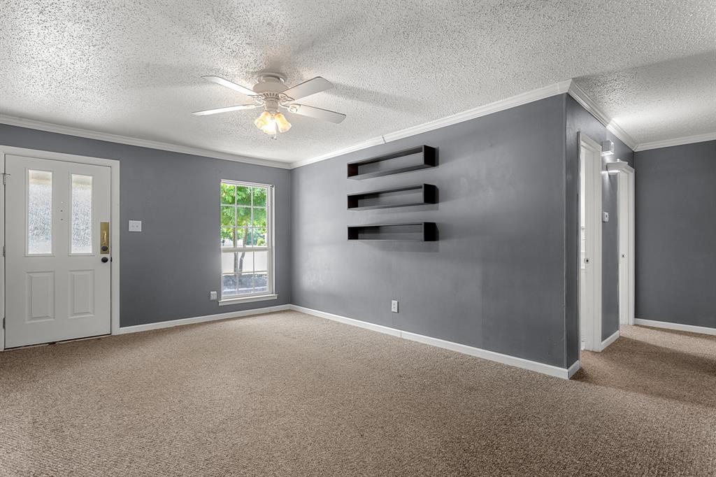 117 Bellaire Drive Property Photo 3