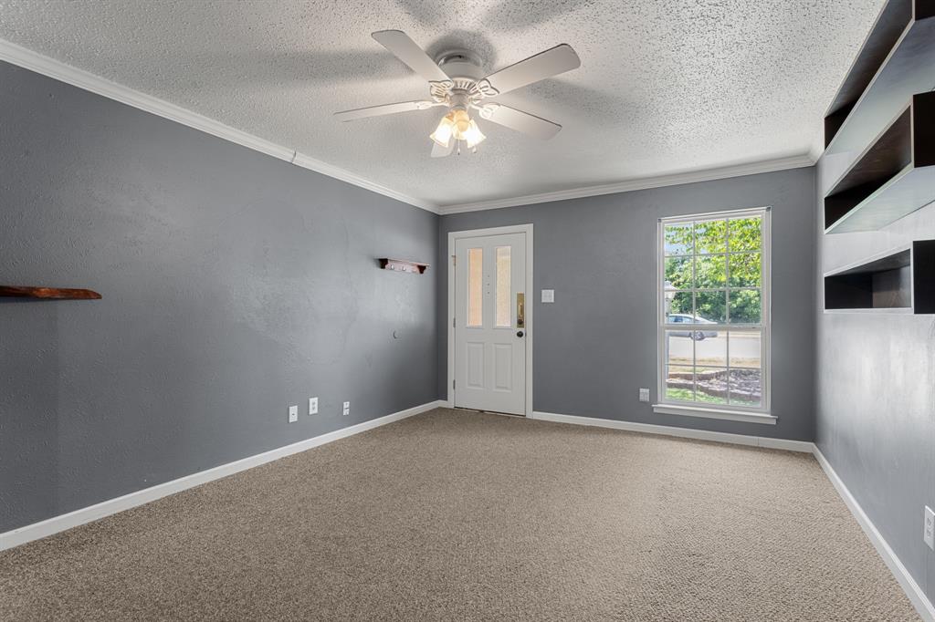 117 Bellaire Drive Property Photo 4