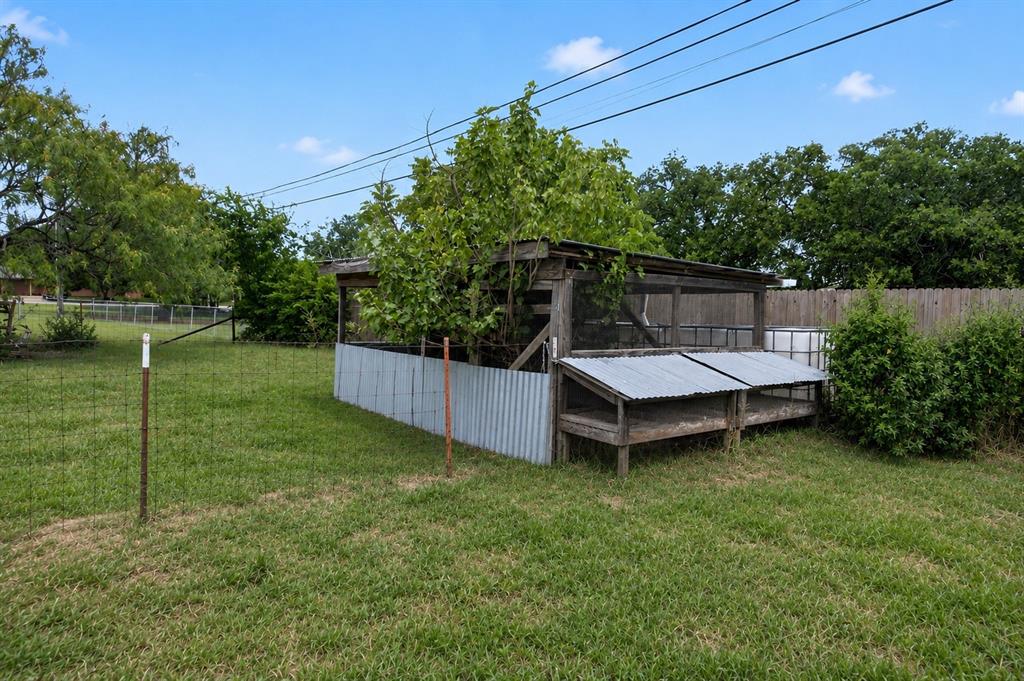 119 Dennis Street Property Photo 28