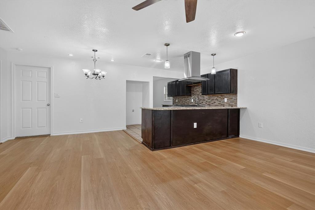 5301 Scoggins Street Property Photo 6