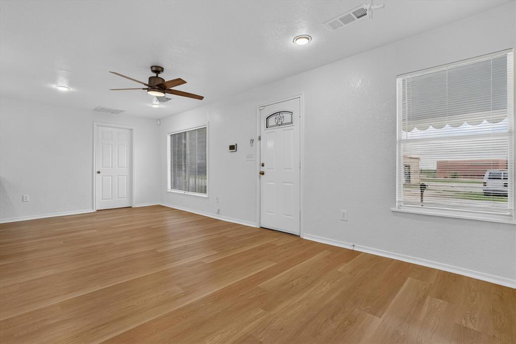 5301 Scoggins Street Property Photo 9