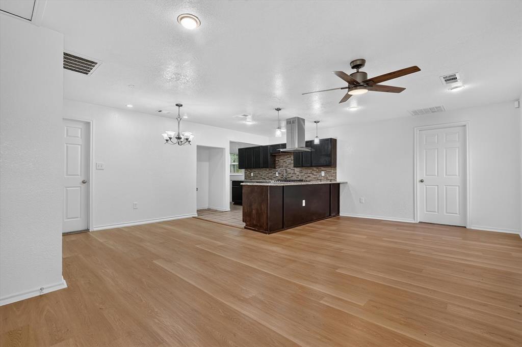 5301 Scoggins Street Property Photo 11