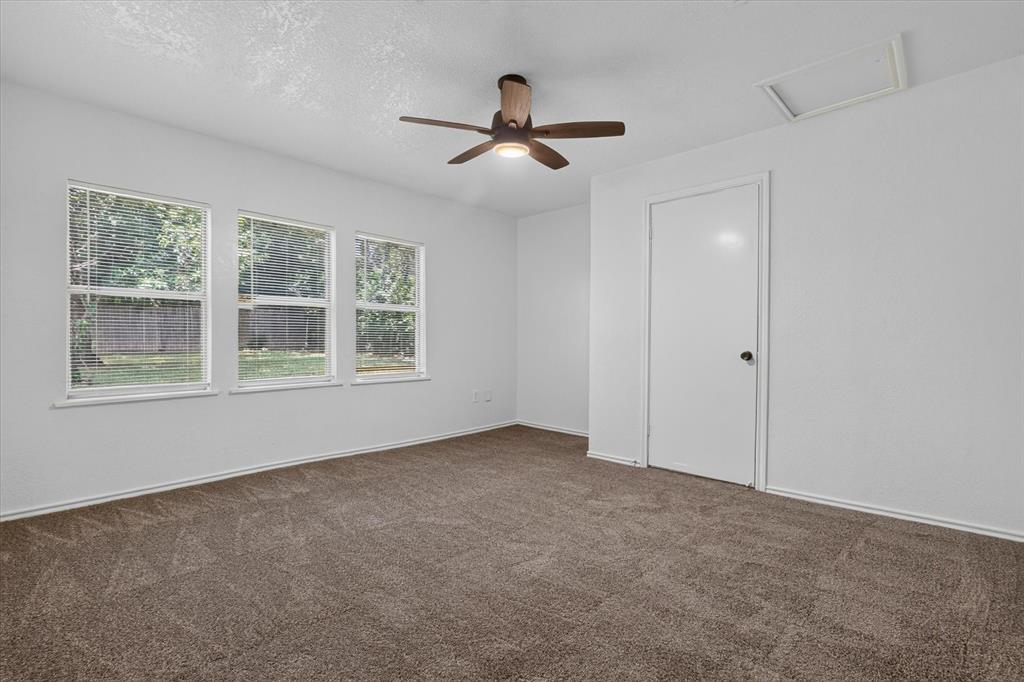 5301 Scoggins Street Property Photo 24