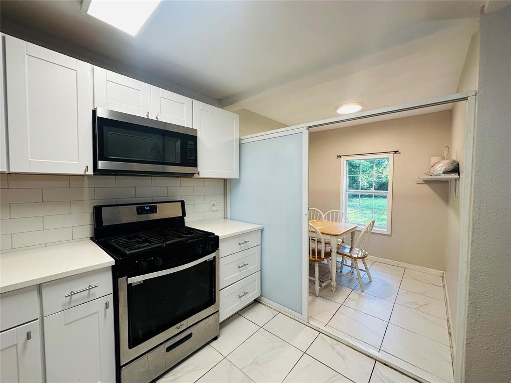 107 N Dwight Avenue Property Photo 1