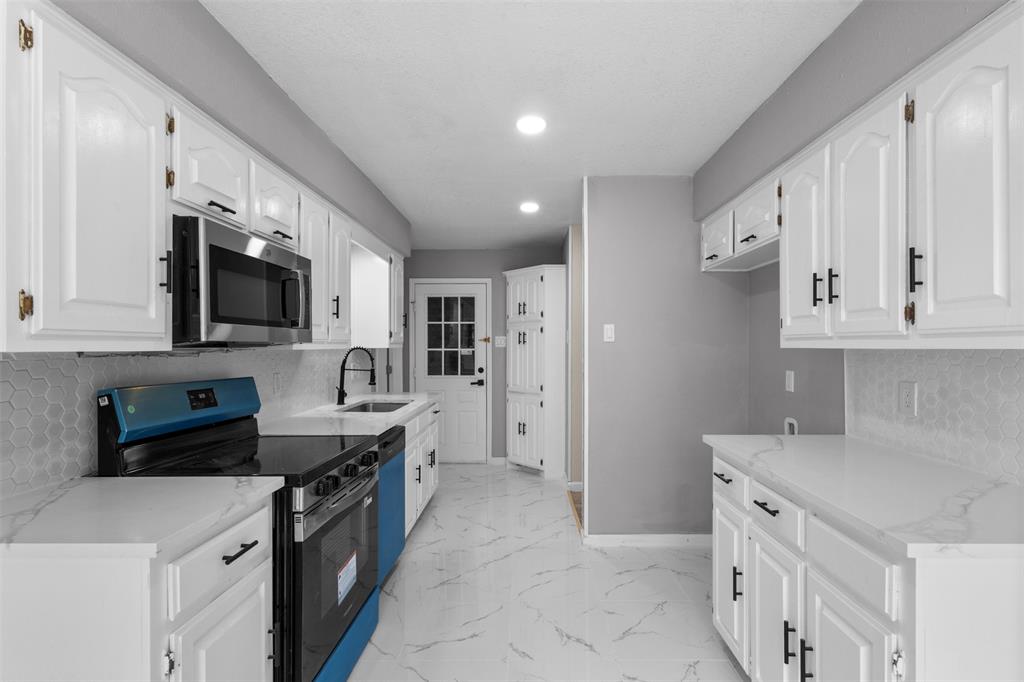 149 Lassetter Drive Property Photo 11