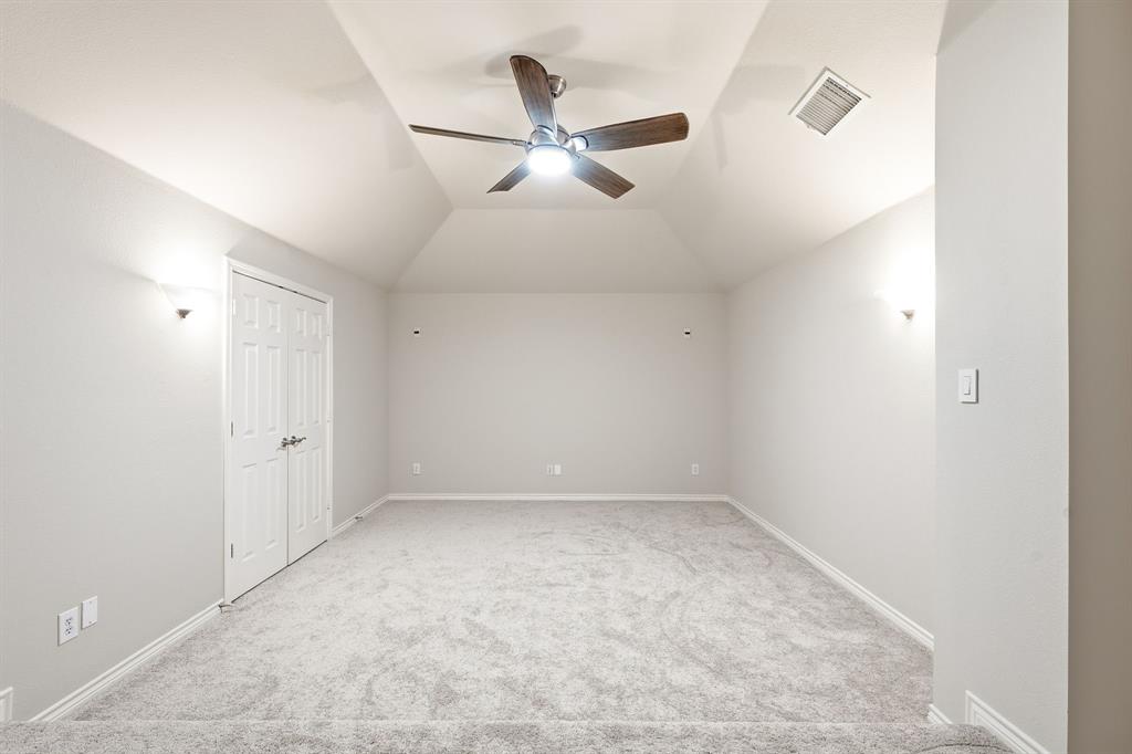 1715 Mammoth Drive Property Photo 24