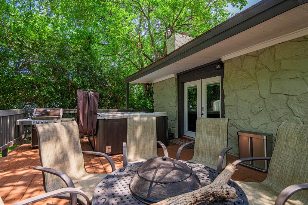 347 Quail Creek Circle Property Photo 8