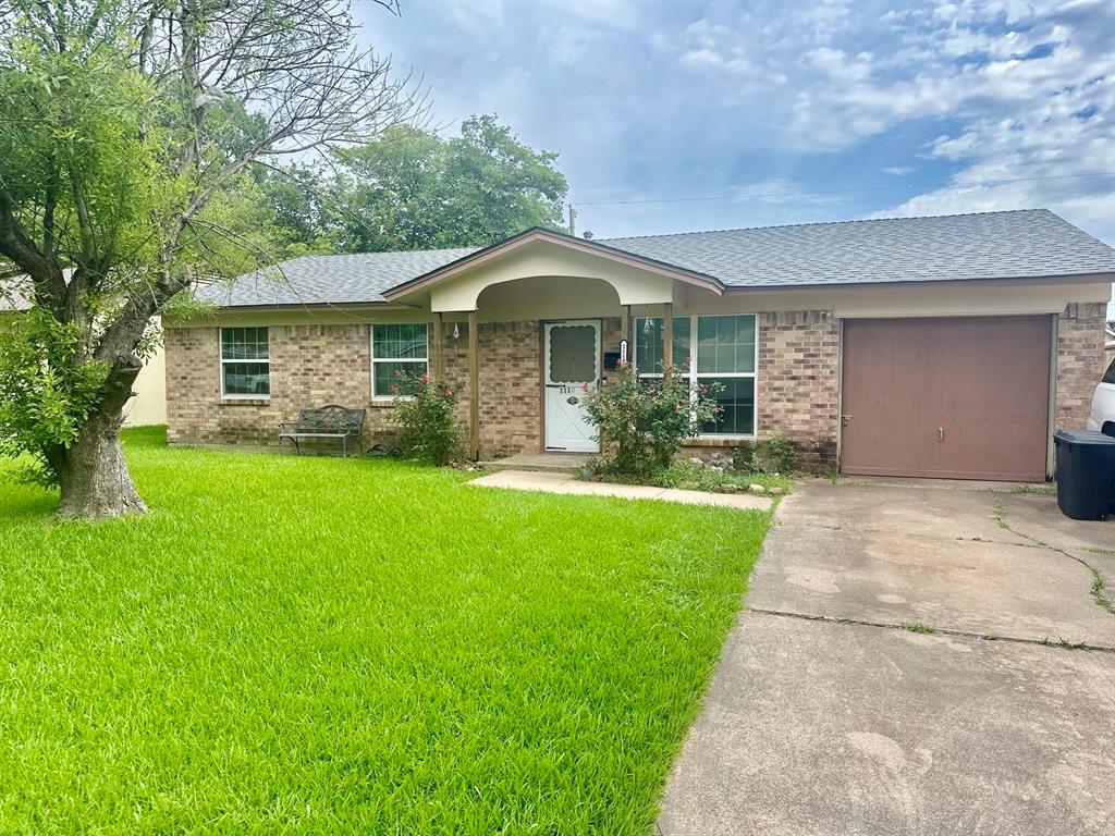 1110 Barclay Drive Property Photo 2