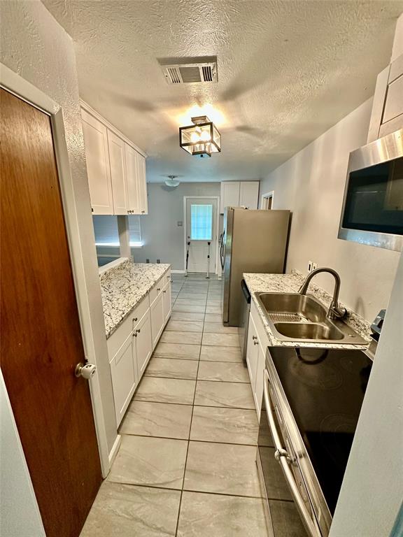 1110 Barclay Drive Property Photo 10
