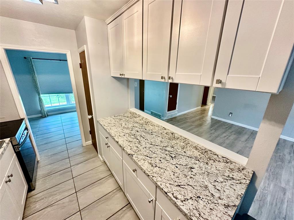 1110 Barclay Drive Property Photo 12