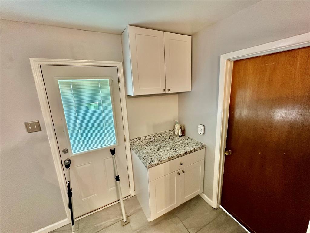 1110 Barclay Drive Property Photo 18