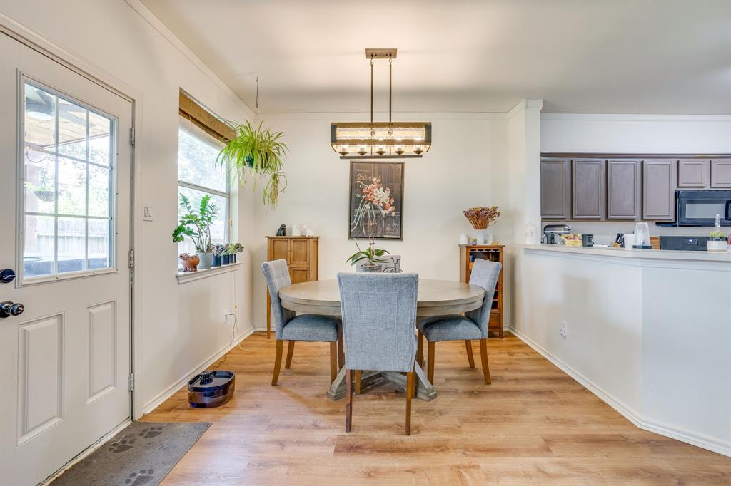 525 Oakbrook Drive Property Photo 15