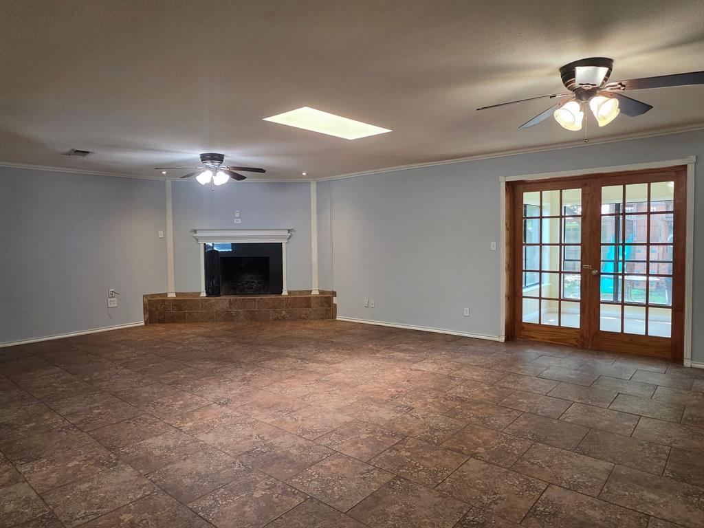 2404 Monticello Street Property Photo 4
