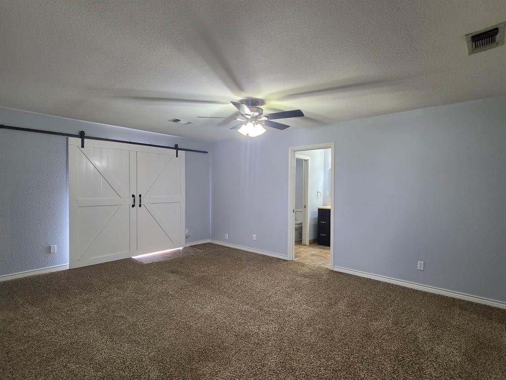 2404 Monticello Street Property Photo 12