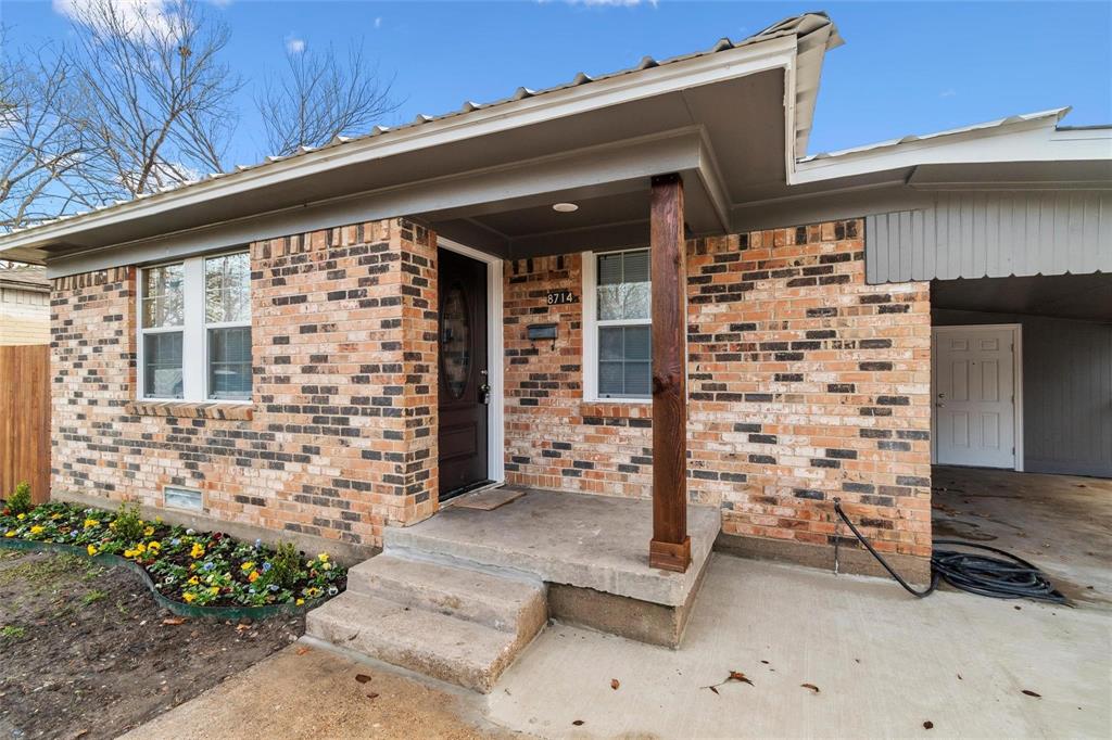 8714 Quinn Street Property Photo 1