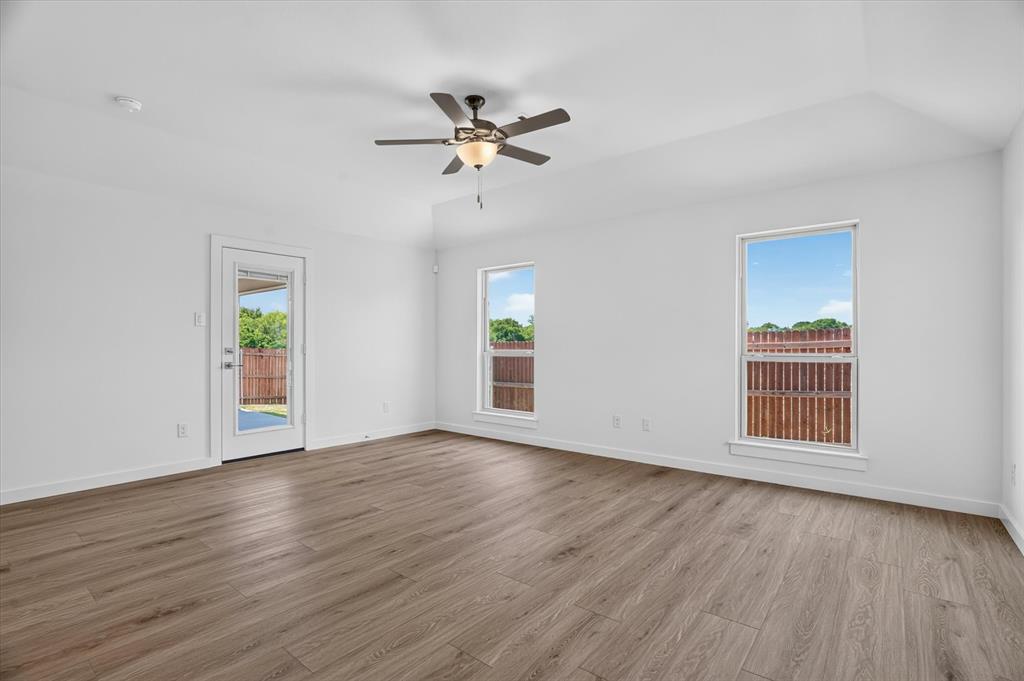 1422 Quail Creek Drive Property Photo 14