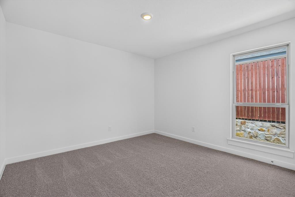 1422 Quail Creek Drive Property Photo 21