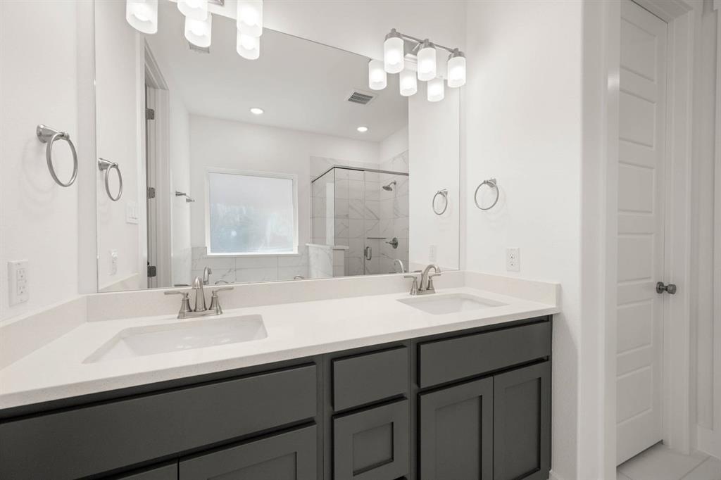 17256 Oxborough Drive Property Photo 10
