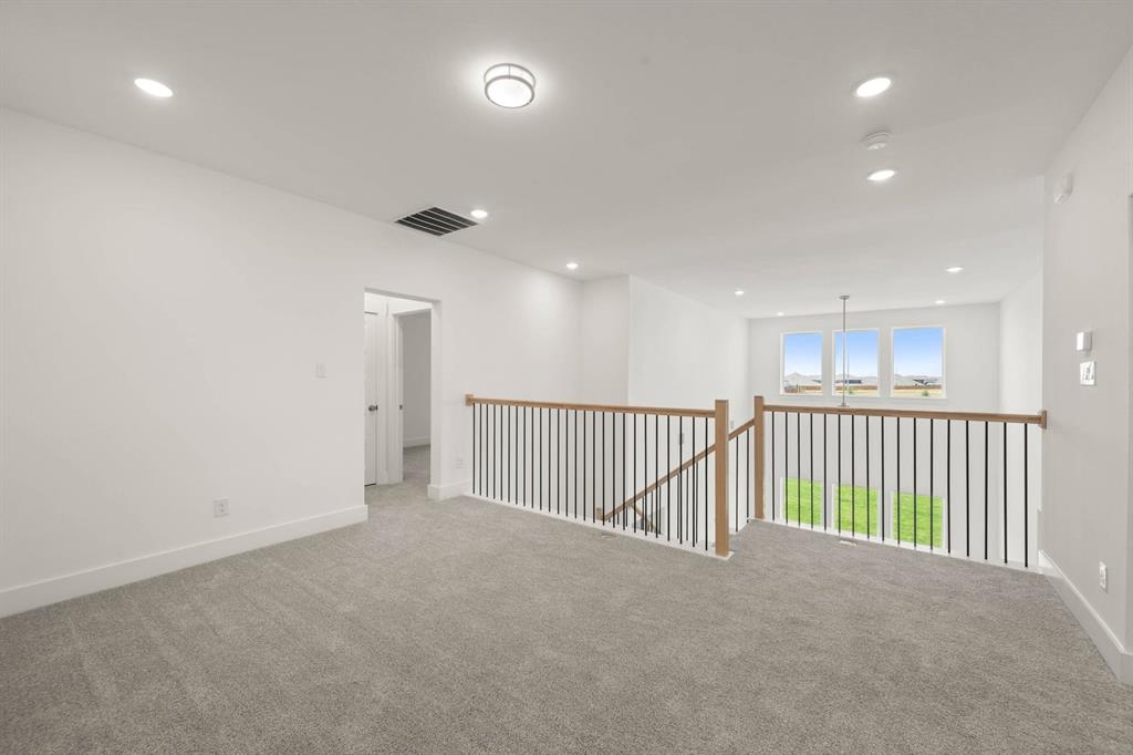 17256 Oxborough Drive Property Photo 16