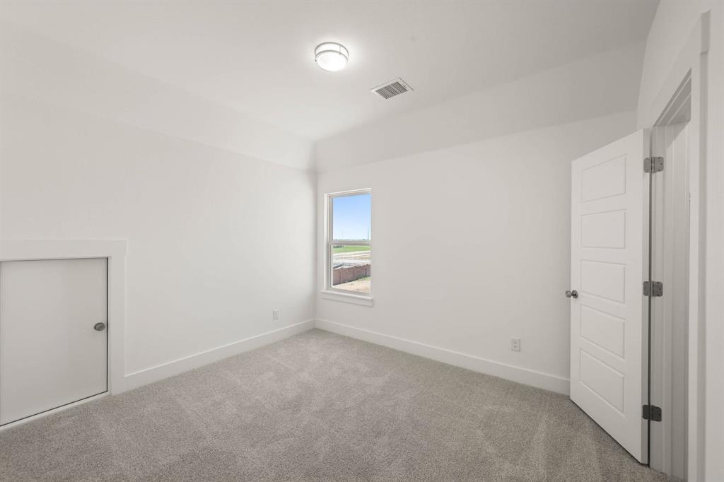 17256 Oxborough Drive Property Photo 19
