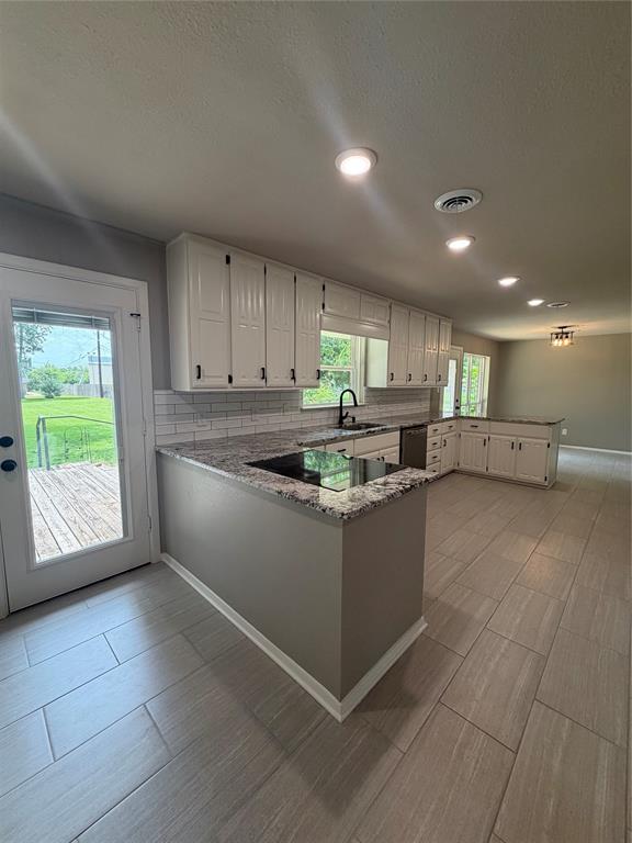 1601 San Jacinto Street Property Photo 4