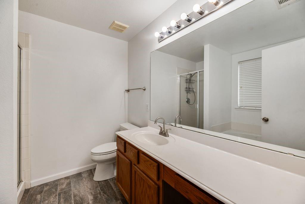 1234 Mallard Creek Property Photo 18