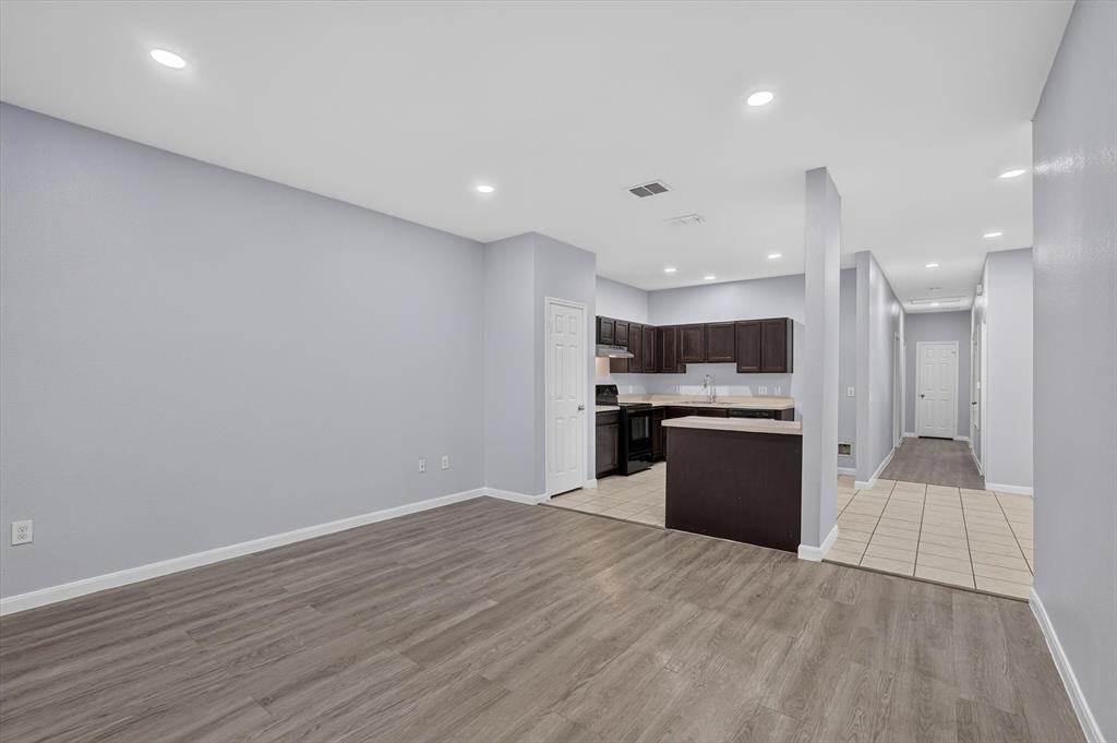 4718 Jamaica Street Property Photo 4