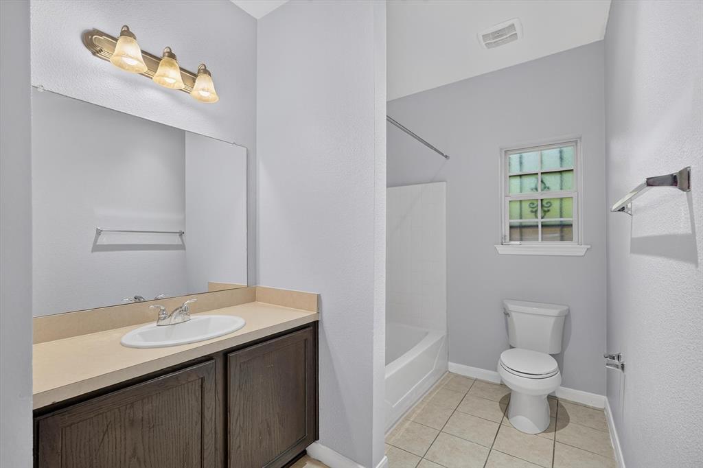 4718 Jamaica Street Property Photo 13