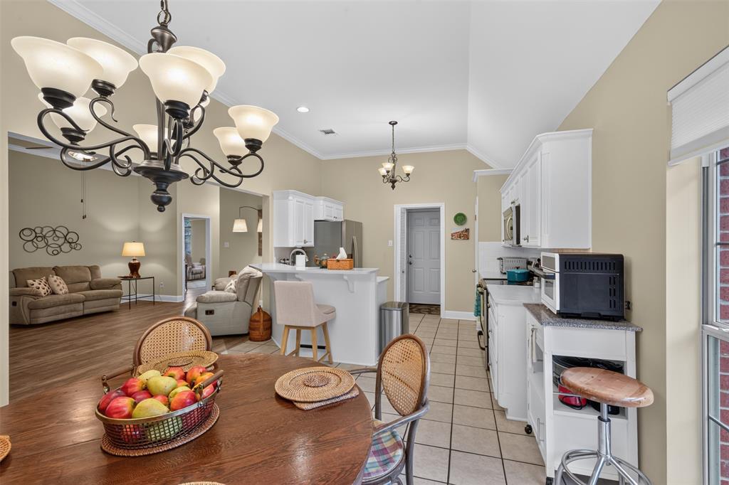 1006 Azalea Garden Drive Property Photo 8