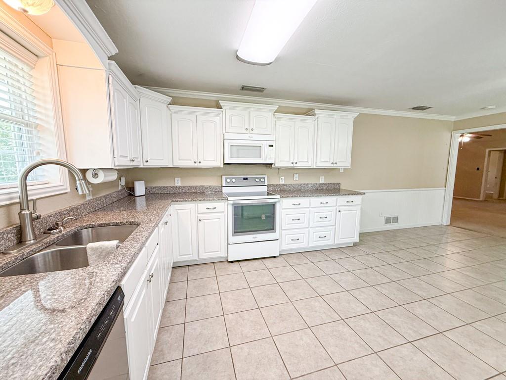 314 Shepards Hill Drive Property Photo 11